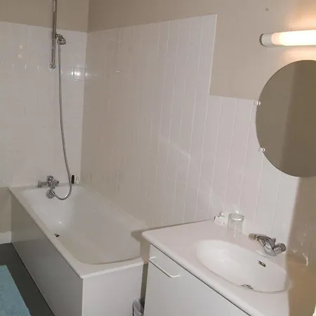 Logis De La Marine Hotel 2*